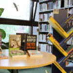 Ukrán Könyvespolc átadása